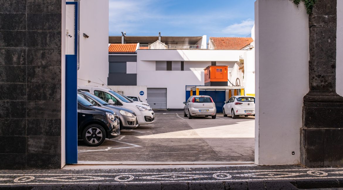 PARQUE DE ESTACIONAMENTO