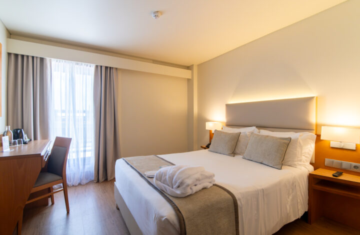 QUARTO DUPLO